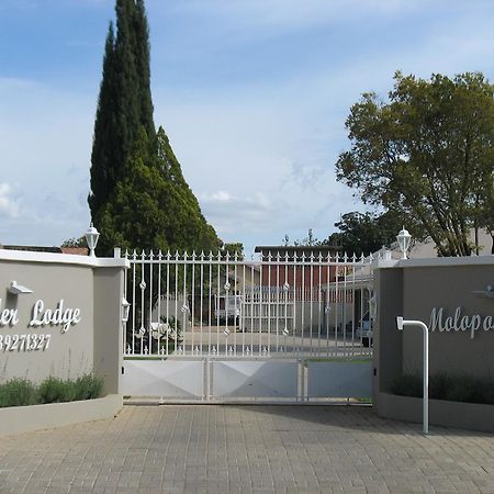 Lavender Lodge Vryburg Exterior photo