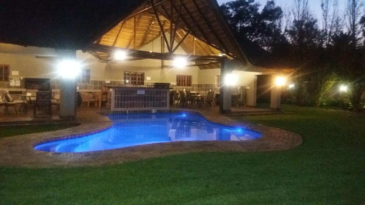 Lavender Lodge Vryburg Exterior photo