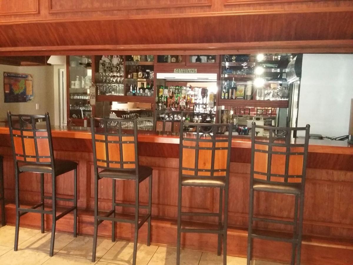 Lavender Lodge Vryburg Exterior photo