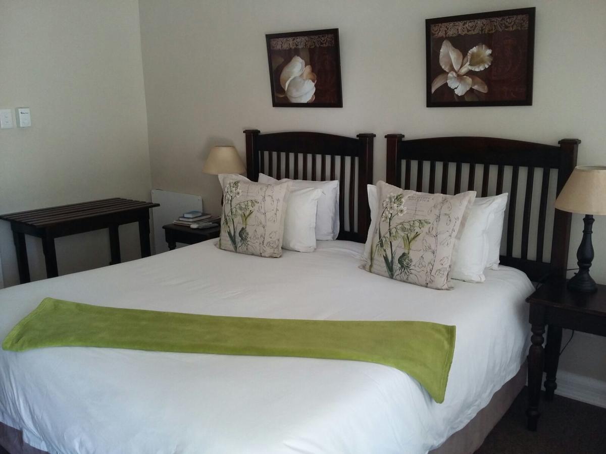 Lavender Lodge Vryburg Exterior photo