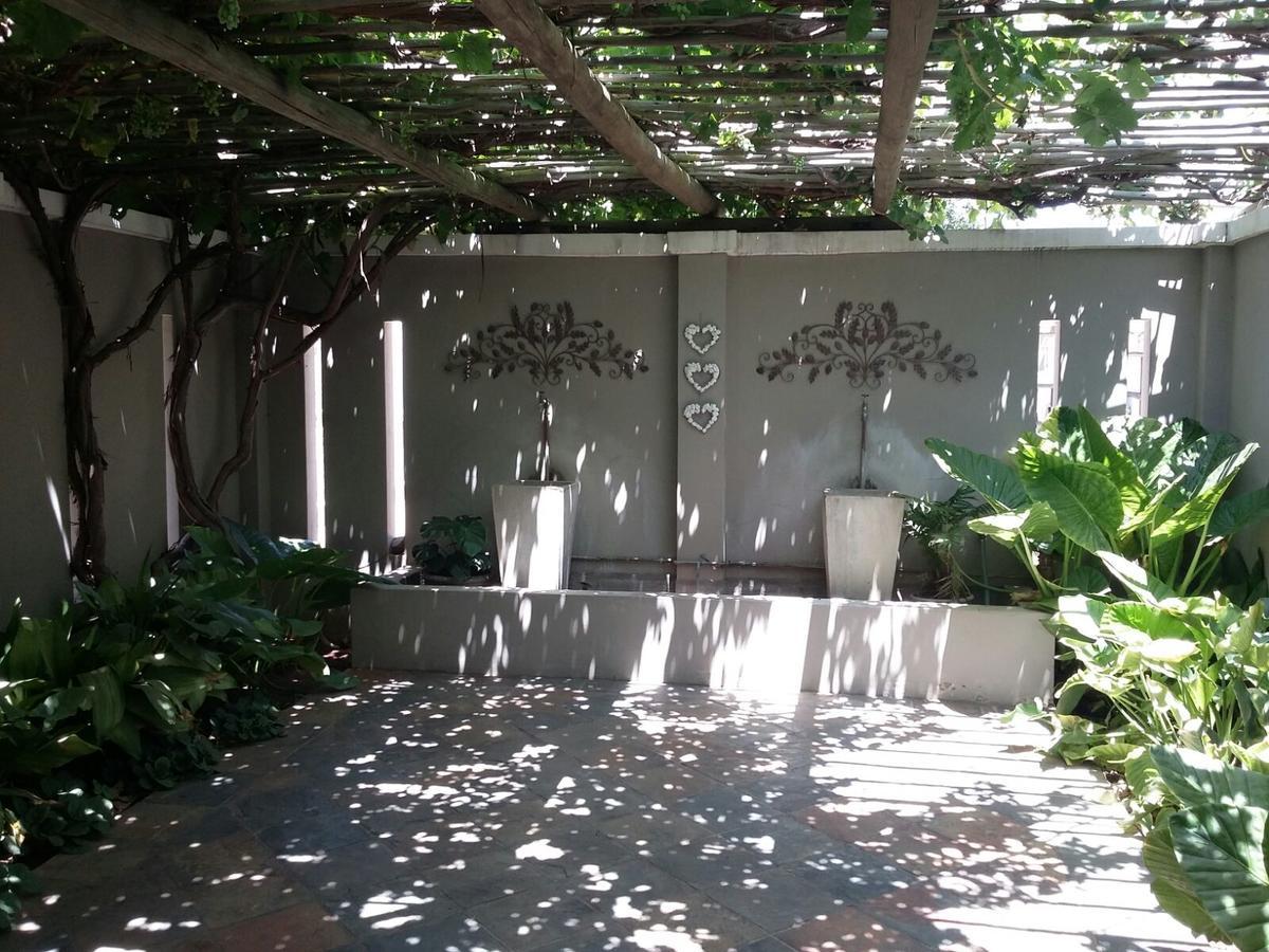 Lavender Lodge Vryburg Exterior photo